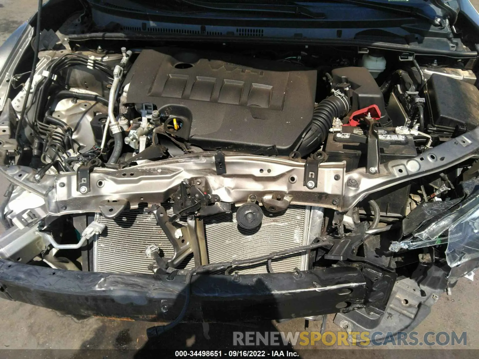 10 Photograph of a damaged car 2T1BURHE5KC195328 TOYOTA COROLLA 2019