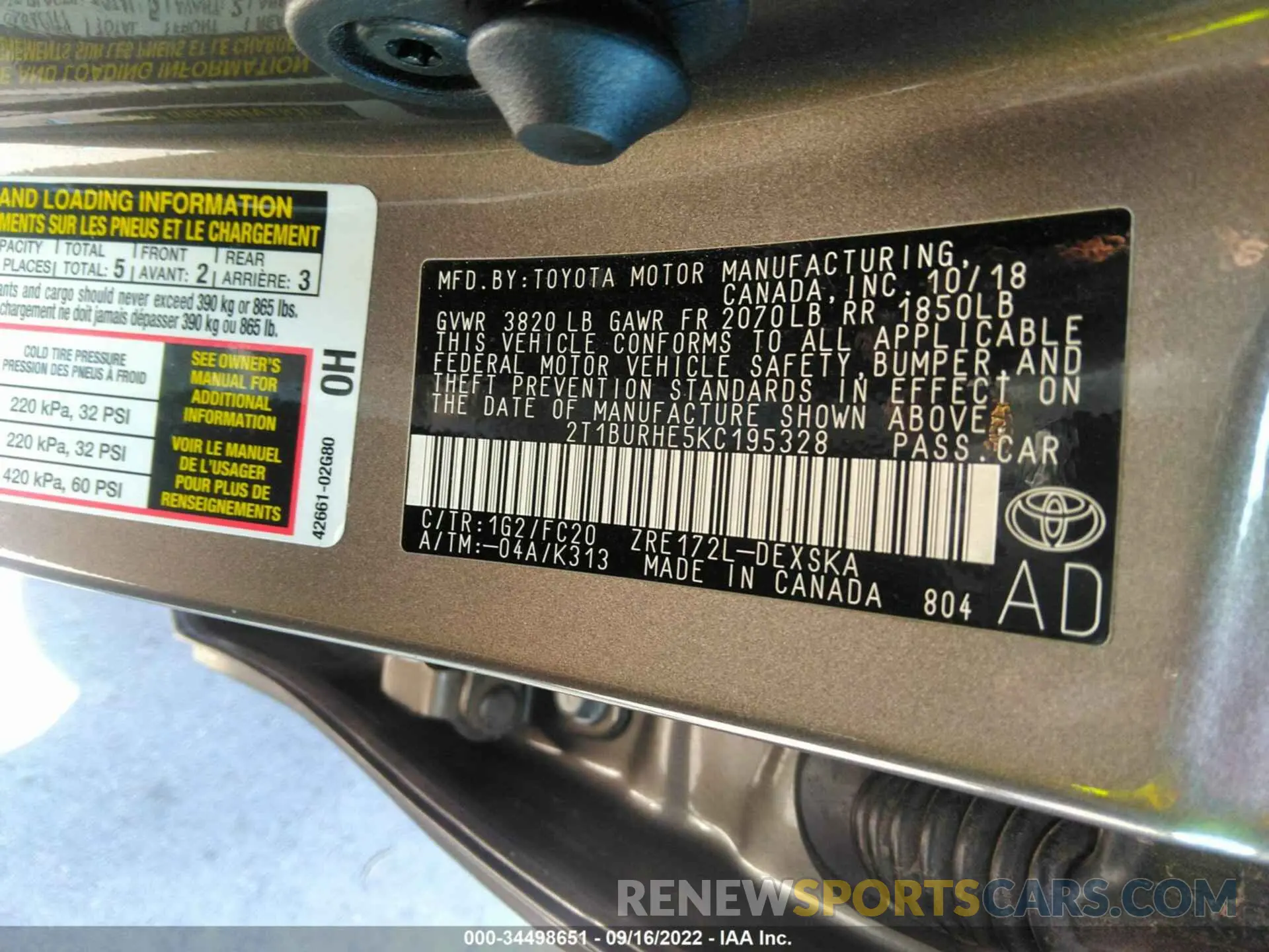 9 Photograph of a damaged car 2T1BURHE5KC195328 TOYOTA COROLLA 2019