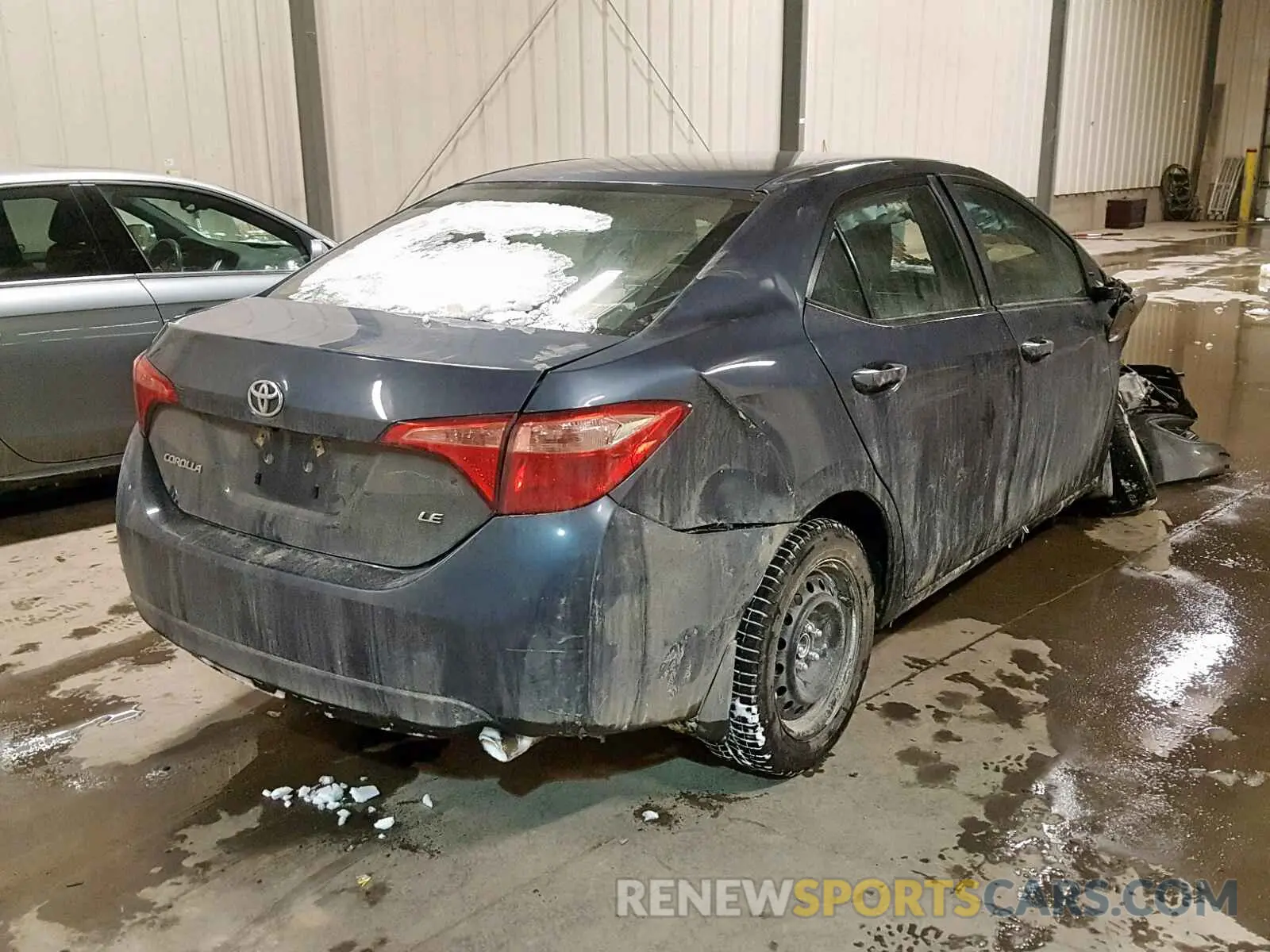 4 Photograph of a damaged car 2T1BURHE5KC199377 TOYOTA COROLLA 2019