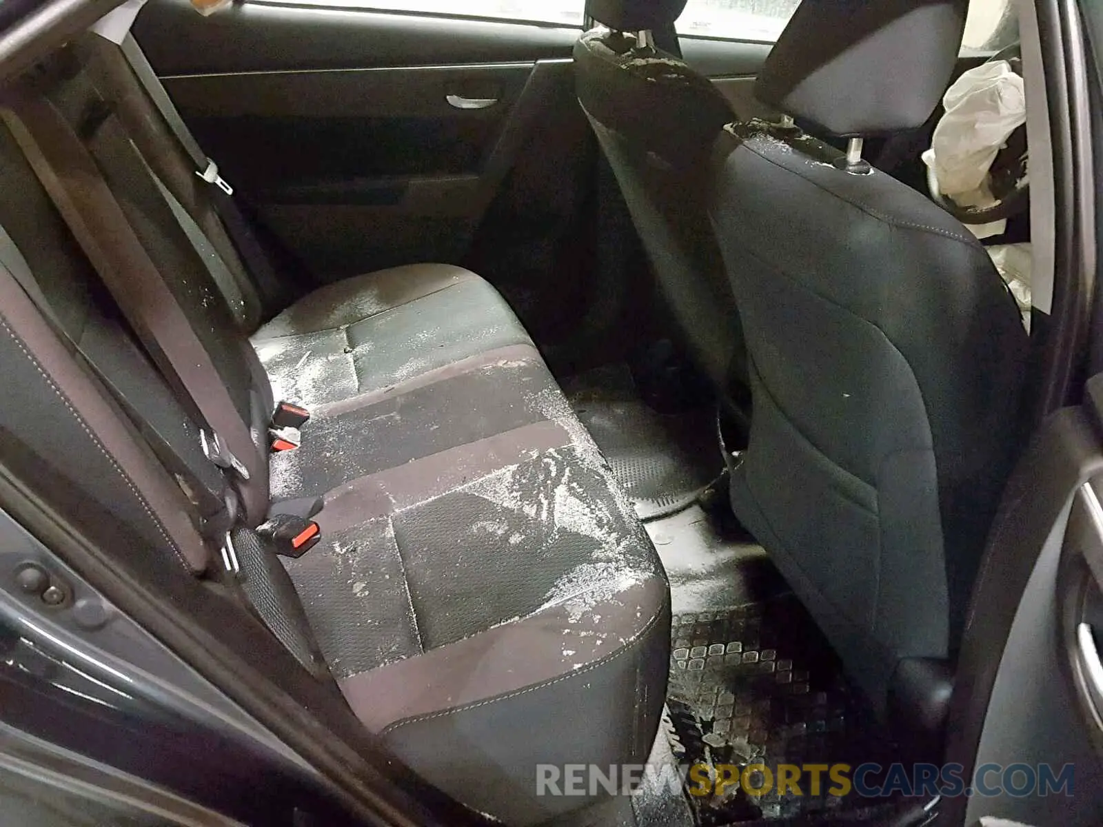 6 Photograph of a damaged car 2T1BURHE5KC199377 TOYOTA COROLLA 2019