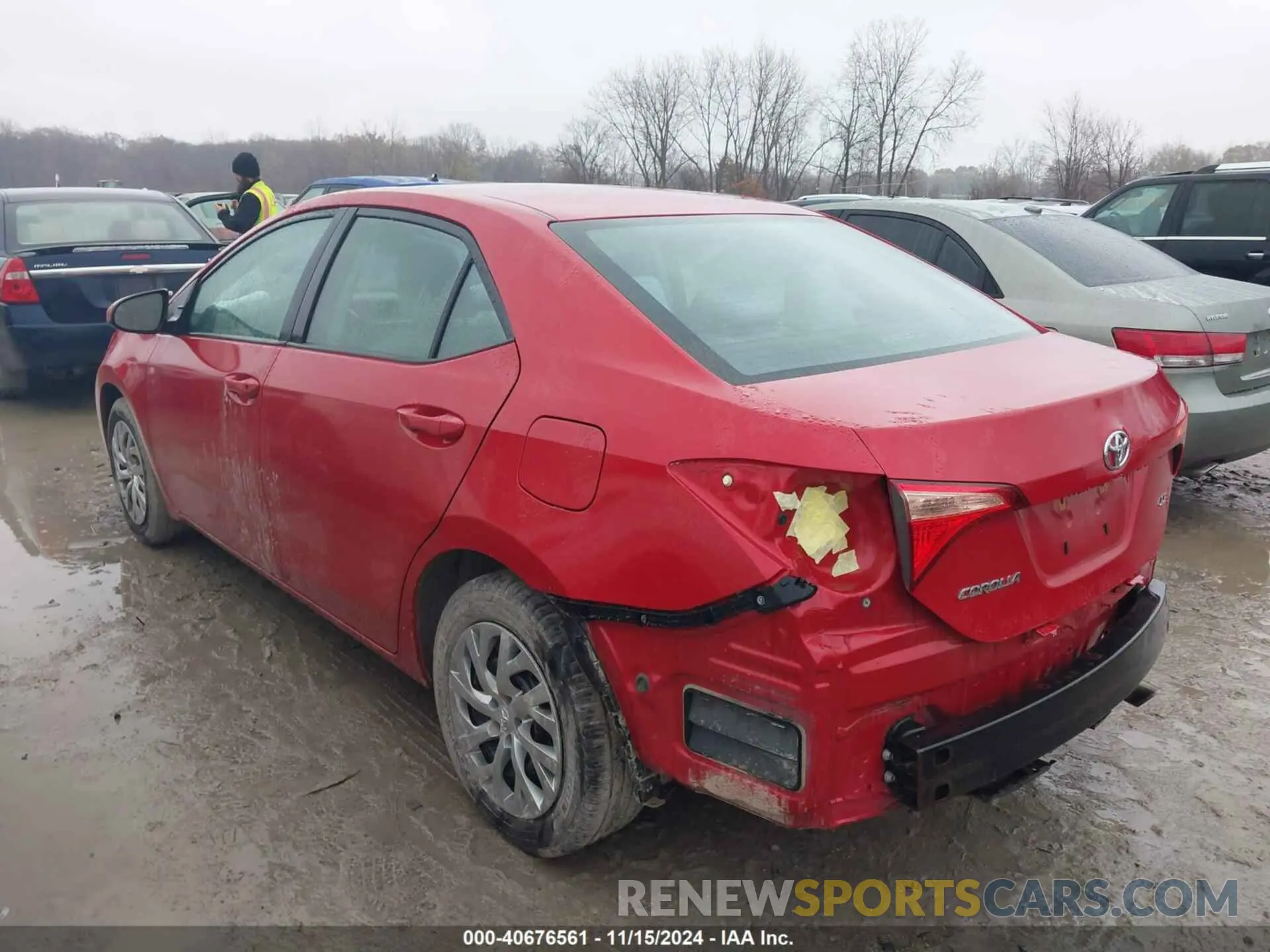 3 Photograph of a damaged car 2T1BURHE5KC200012 TOYOTA COROLLA 2019
