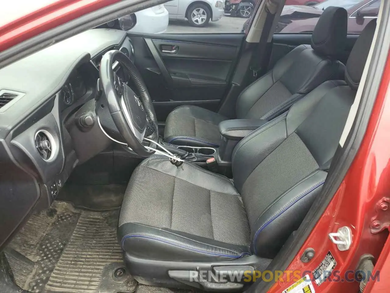 7 Фотография поврежденного автомобиля 2T1BURHE5KC206876 TOYOTA COROLLA 2019