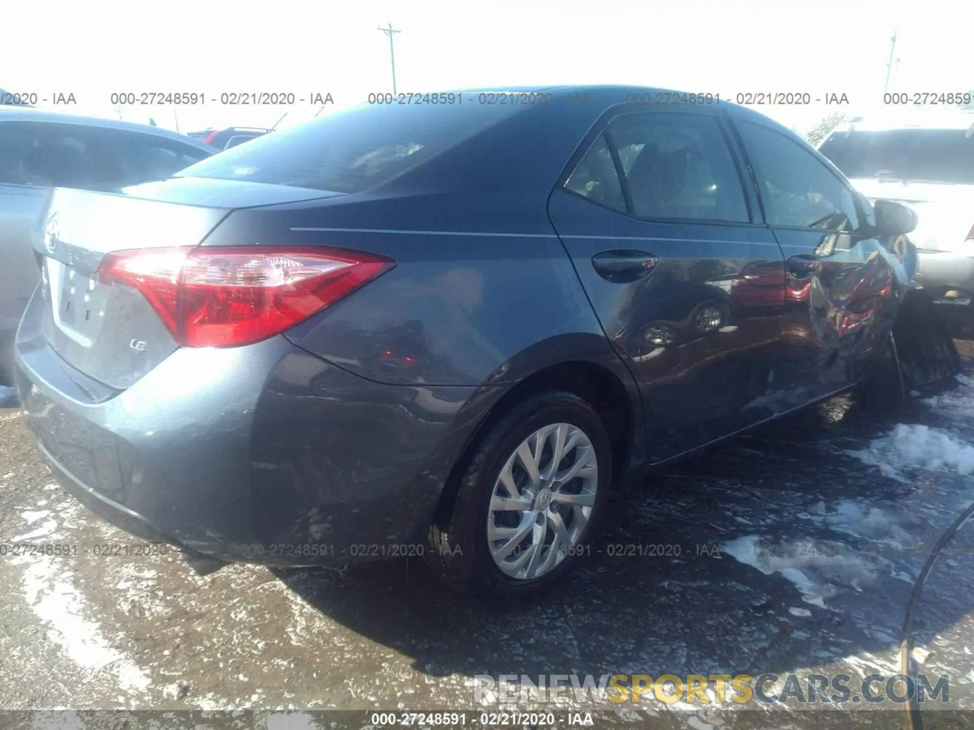 4 Photograph of a damaged car 2T1BURHE5KC208630 TOYOTA COROLLA 2019