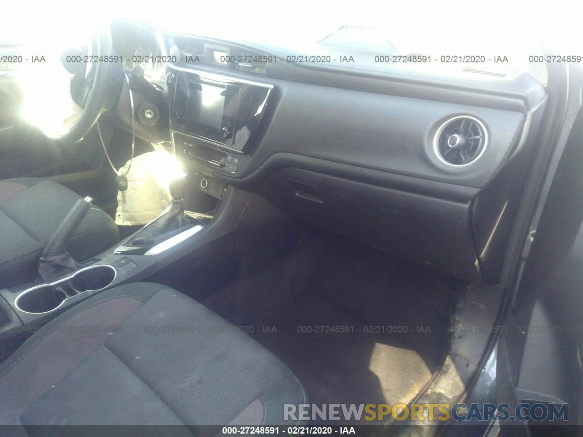 5 Photograph of a damaged car 2T1BURHE5KC208630 TOYOTA COROLLA 2019