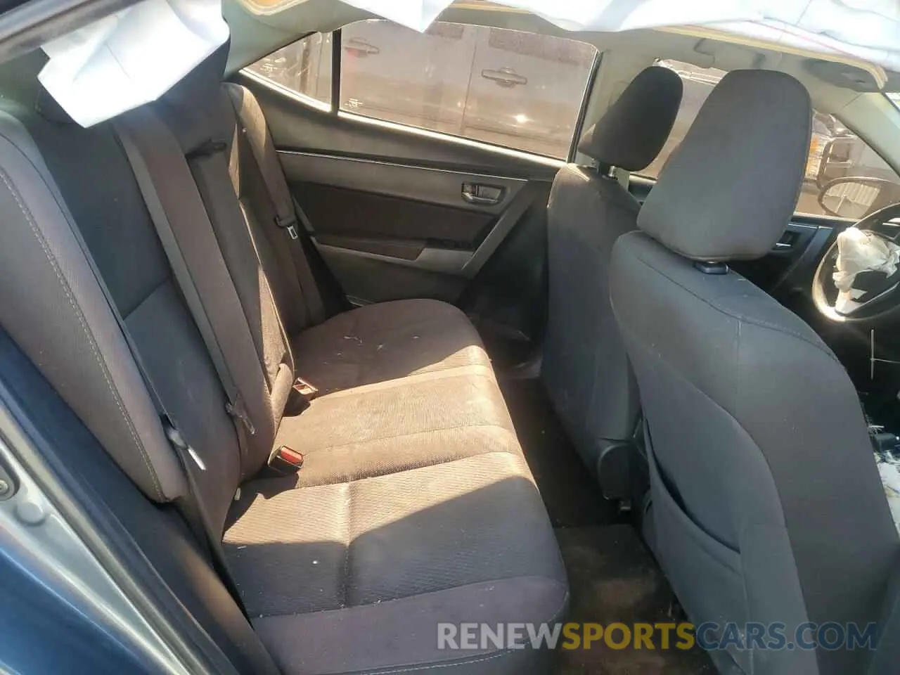 10 Фотография поврежденного автомобиля 2T1BURHE5KC214511 TOYOTA COROLLA 2019