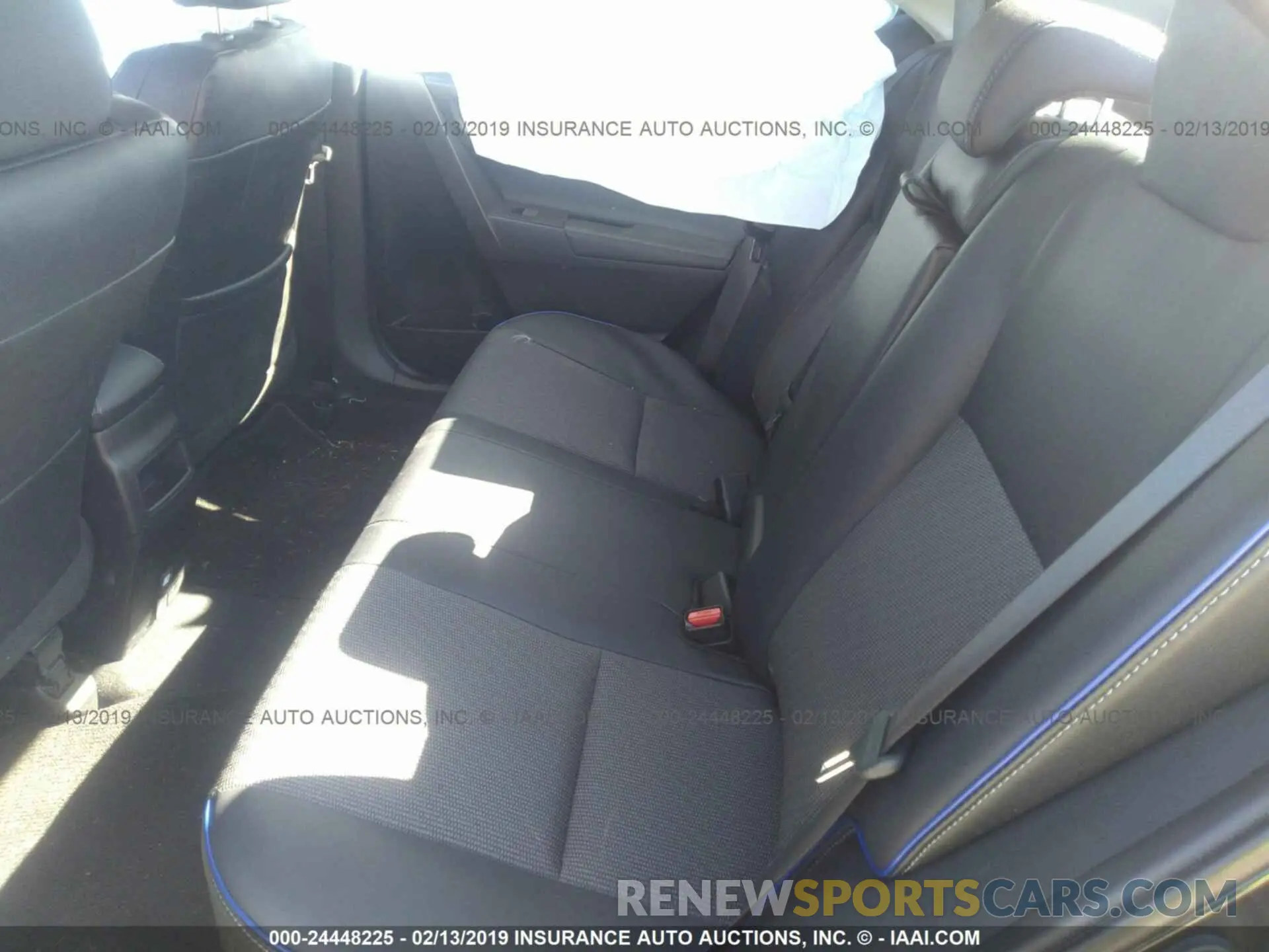 8 Photograph of a damaged car 2T1BURHE5KC215593 TOYOTA COROLLA 2019