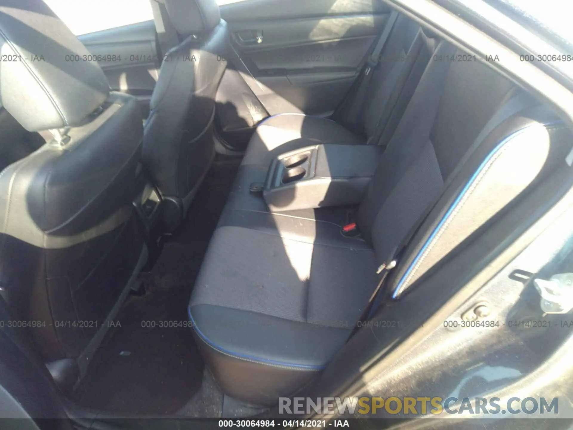 8 Photograph of a damaged car 2T1BURHE5KC222768 TOYOTA COROLLA 2019