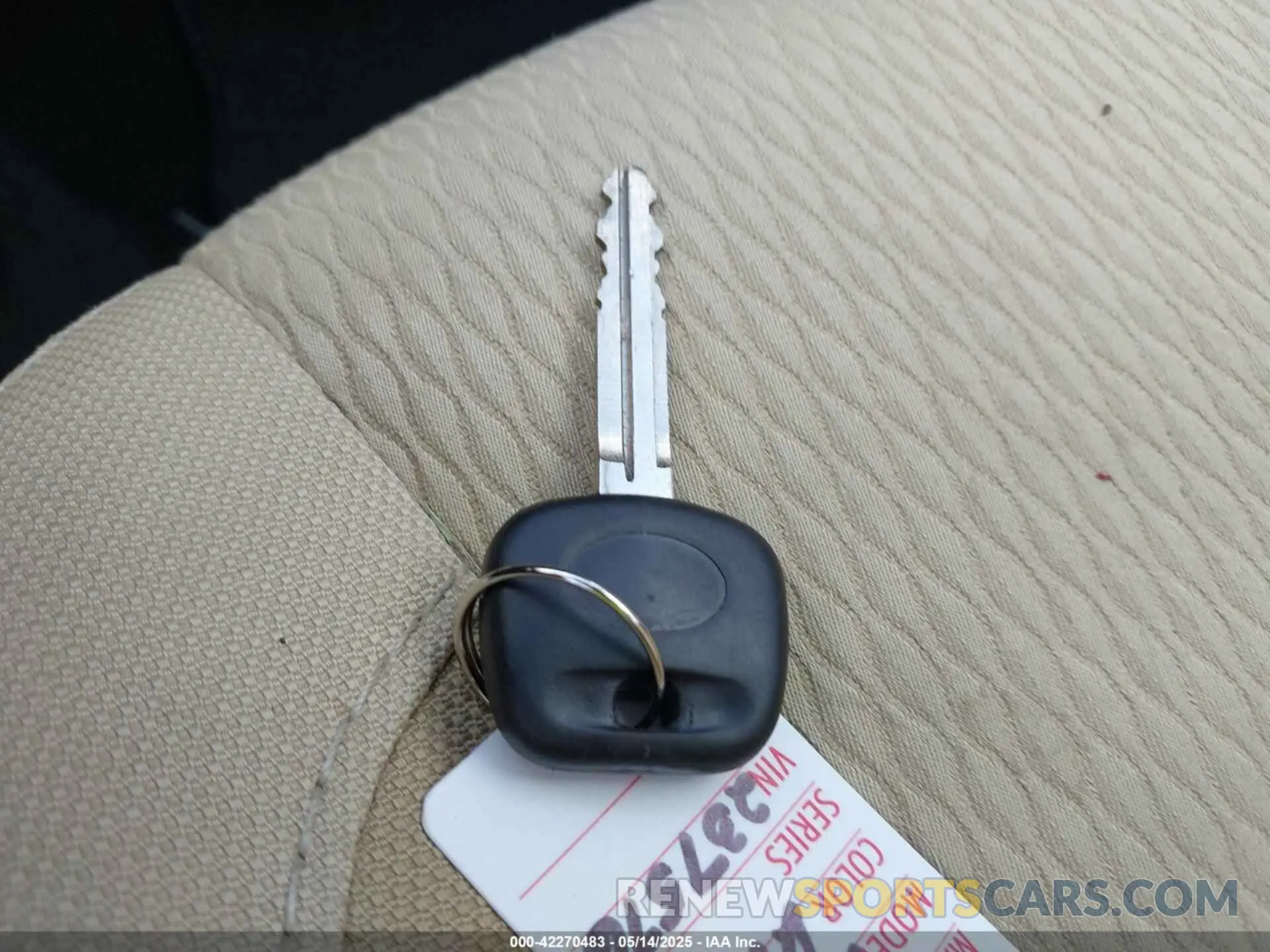 11 Photograph of a damaged car 2T1BURHE5KC237576 TOYOTA COROLLA 2019