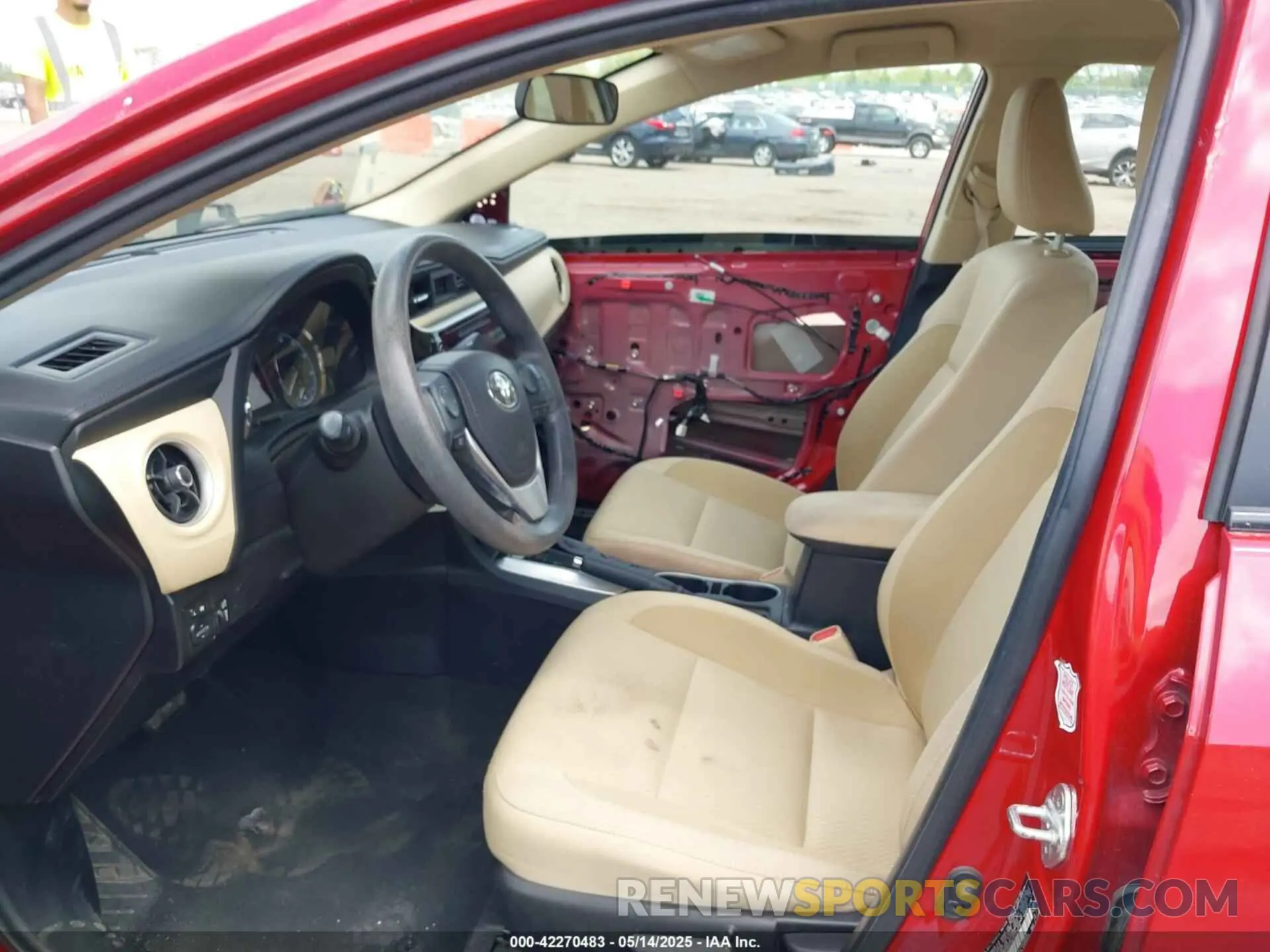 5 Photograph of a damaged car 2T1BURHE5KC237576 TOYOTA COROLLA 2019