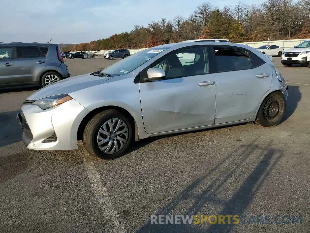 1 Фотография поврежденного автомобиля 2T1BURHE5KC240798 TOYOTA COROLLA 2019