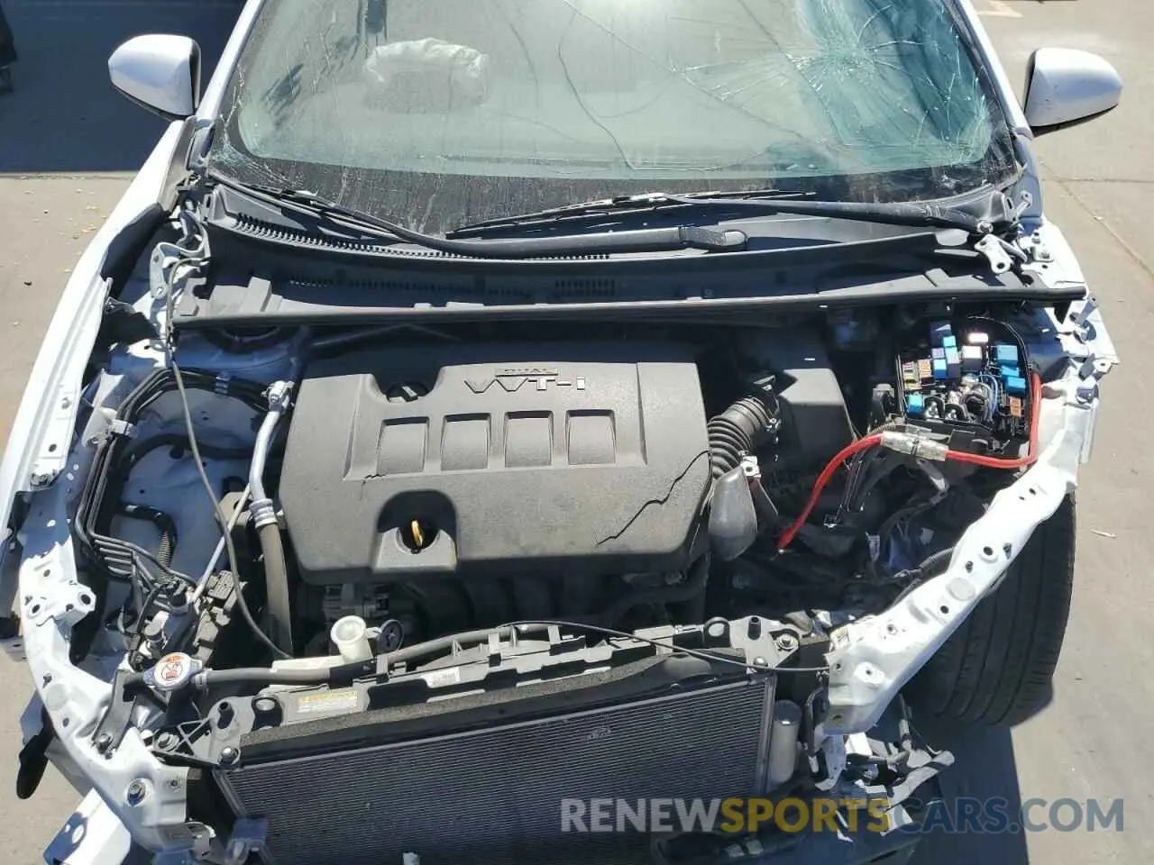 11 Photograph of a damaged car 2T1BURHE5KC242096 TOYOTA COROLLA 2019