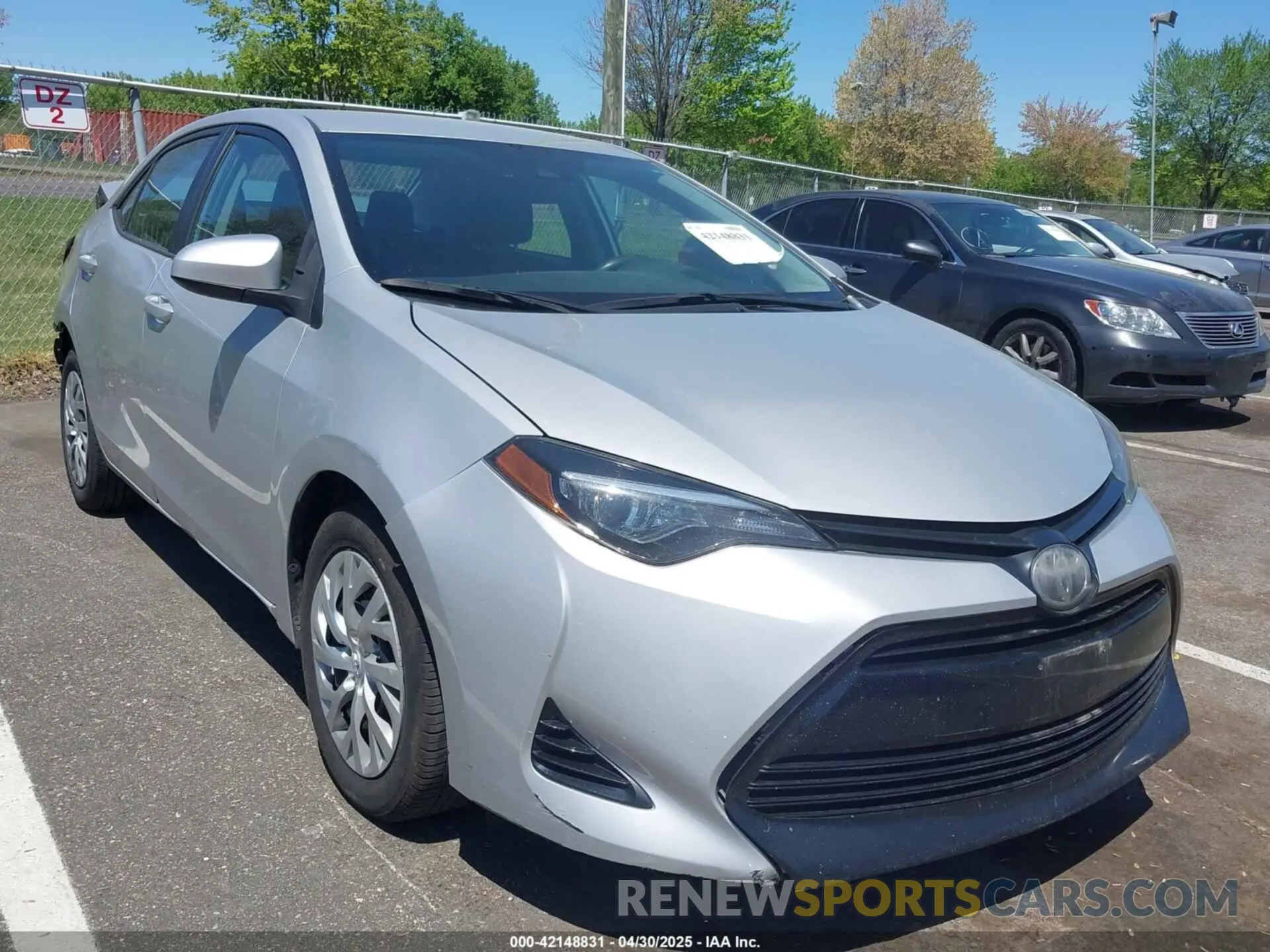 1 Photograph of a damaged car 2T1BURHE6KC148244 TOYOTA COROLLA 2019