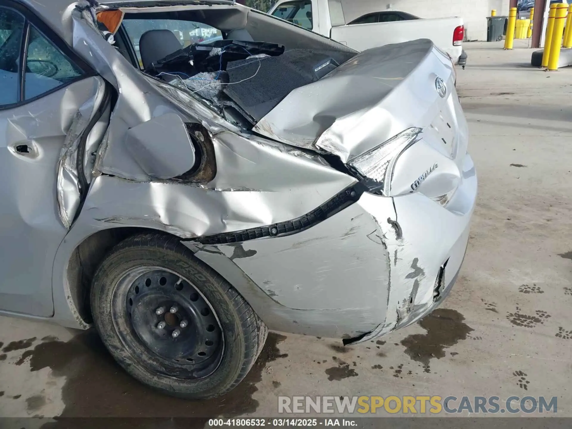 6 Фотография поврежденного автомобиля 2T1BURHE6KC150480 TOYOTA COROLLA 2019