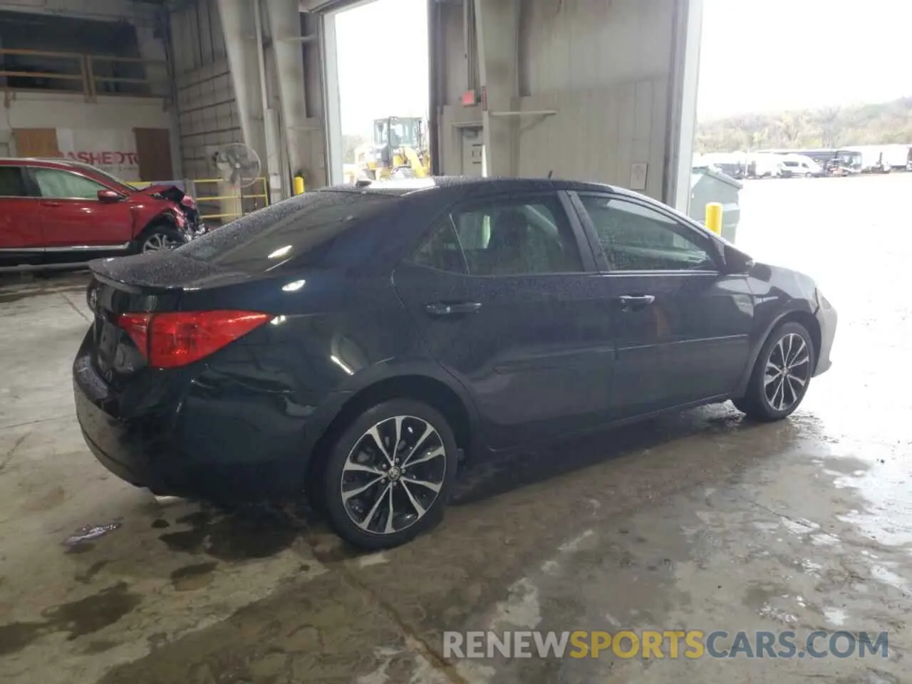 3 Фотография поврежденного автомобиля 2T1BURHE6KC166940 TOYOTA COROLLA 2019