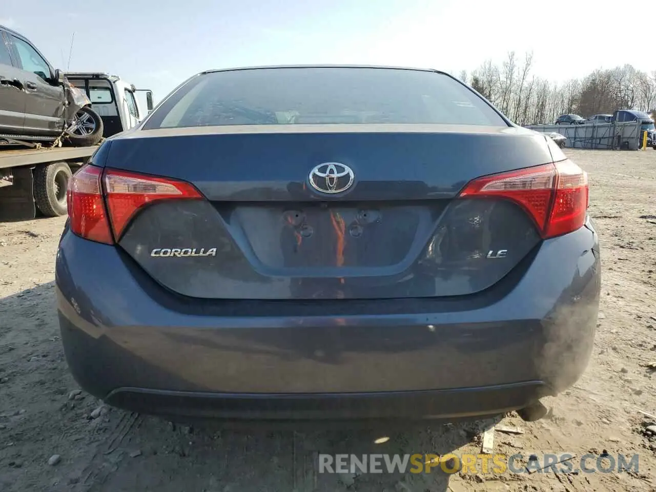 6 Photograph of a damaged car 2T1BURHE6KC172589 TOYOTA COROLLA 2019