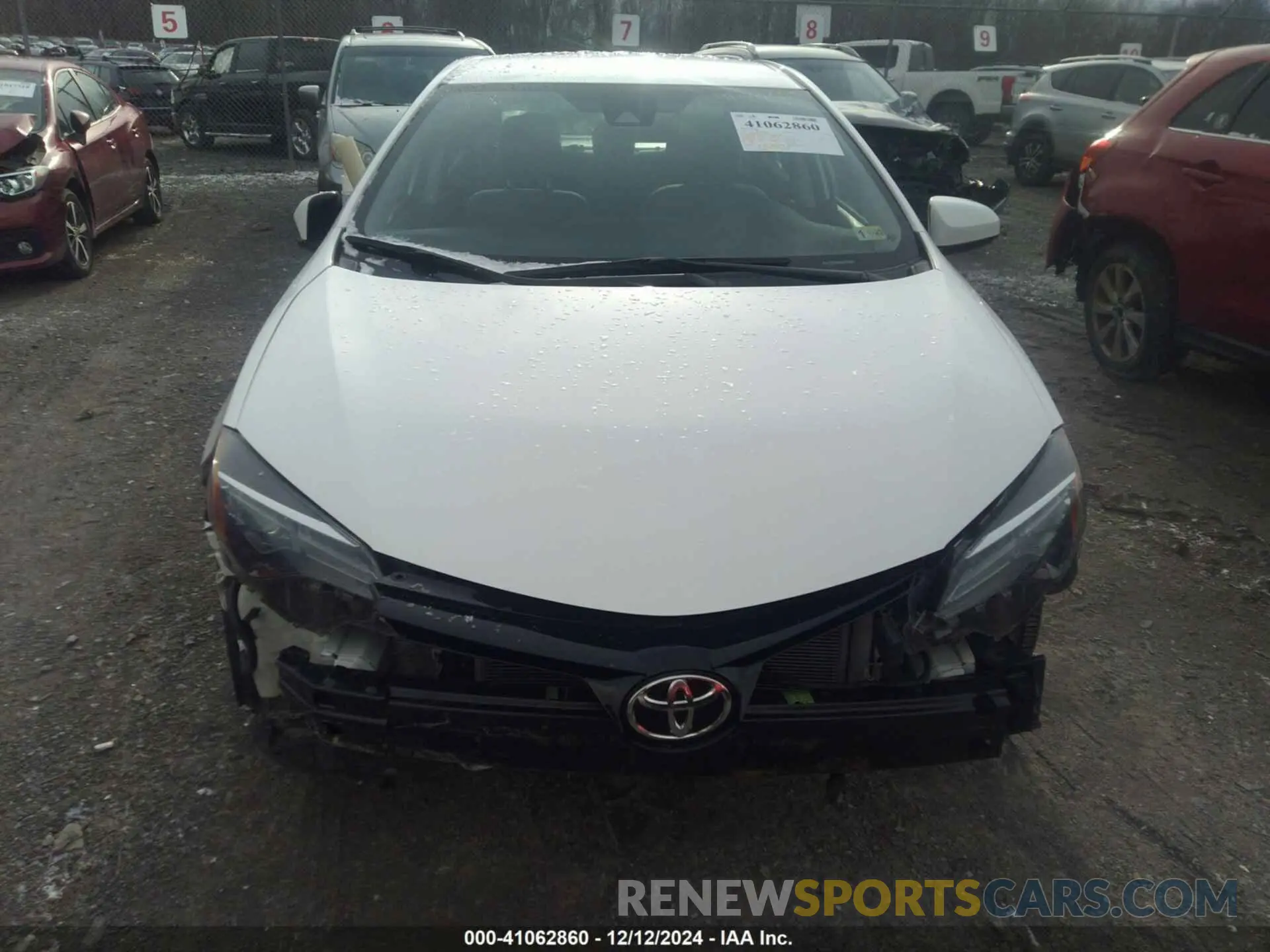 13 Фотография поврежденного автомобиля 2T1BURHE6KC174813 TOYOTA COROLLA 2019