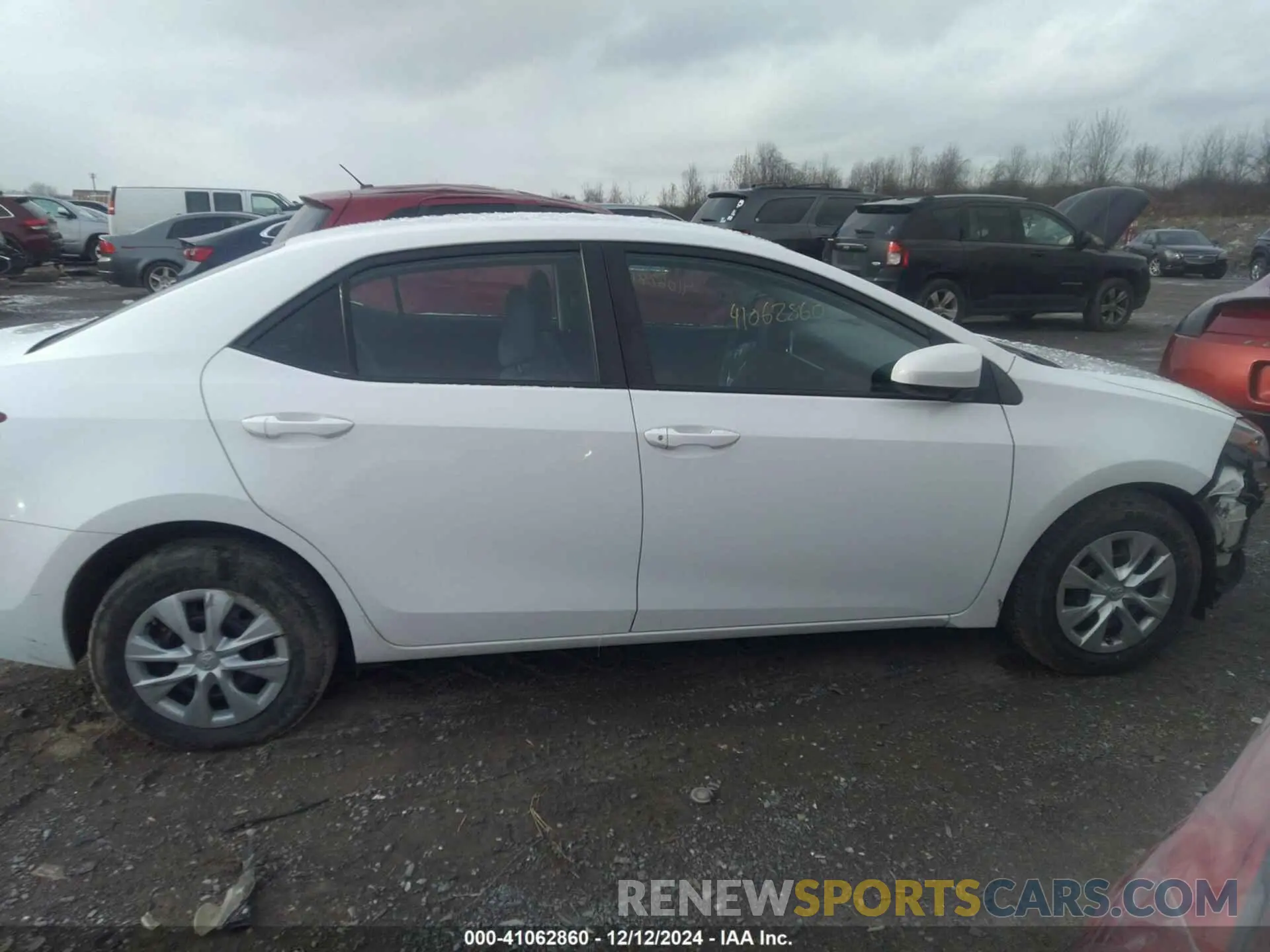14 Фотография поврежденного автомобиля 2T1BURHE6KC174813 TOYOTA COROLLA 2019