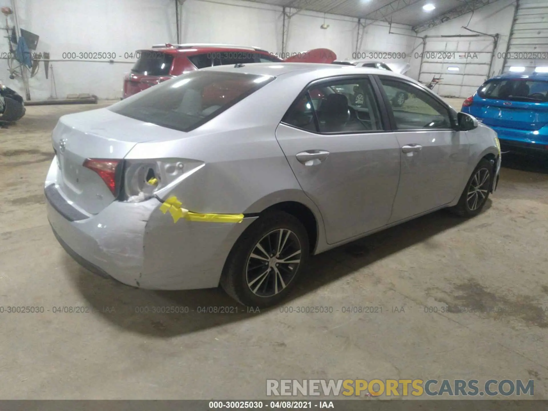 4 Photograph of a damaged car 2T1BURHE6KC185469 TOYOTA COROLLA 2019