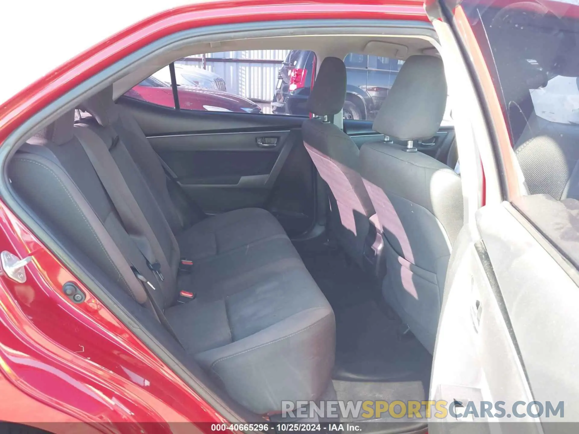 8 Photograph of a damaged car 2T1BURHE6KC187383 TOYOTA COROLLA 2019