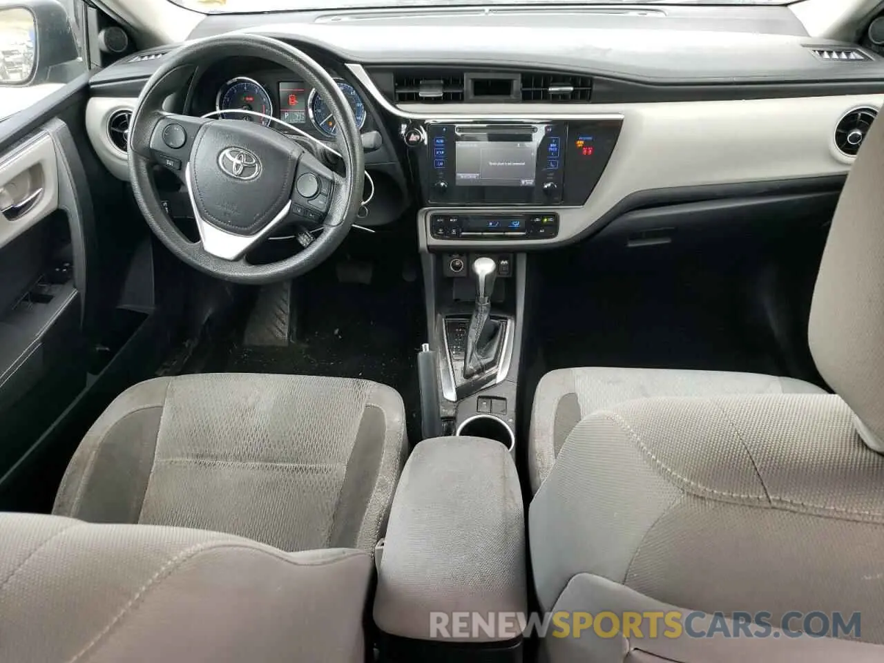 8 Photograph of a damaged car 2T1BURHE6KC189697 TOYOTA COROLLA 2019