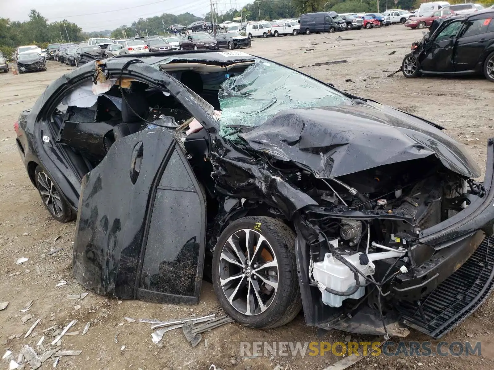 9 Photograph of a damaged car 2T1BURHE6KC206627 TOYOTA COROLLA 2019