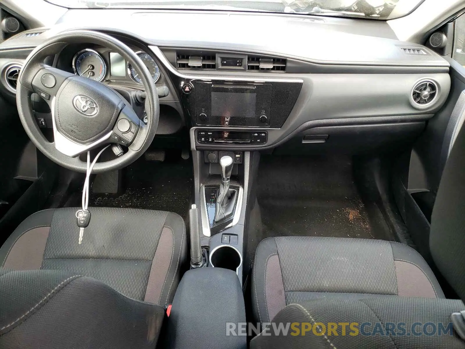 9 Фотография поврежденного автомобиля 2T1BURHE6KC227395 TOYOTA COROLLA 2019