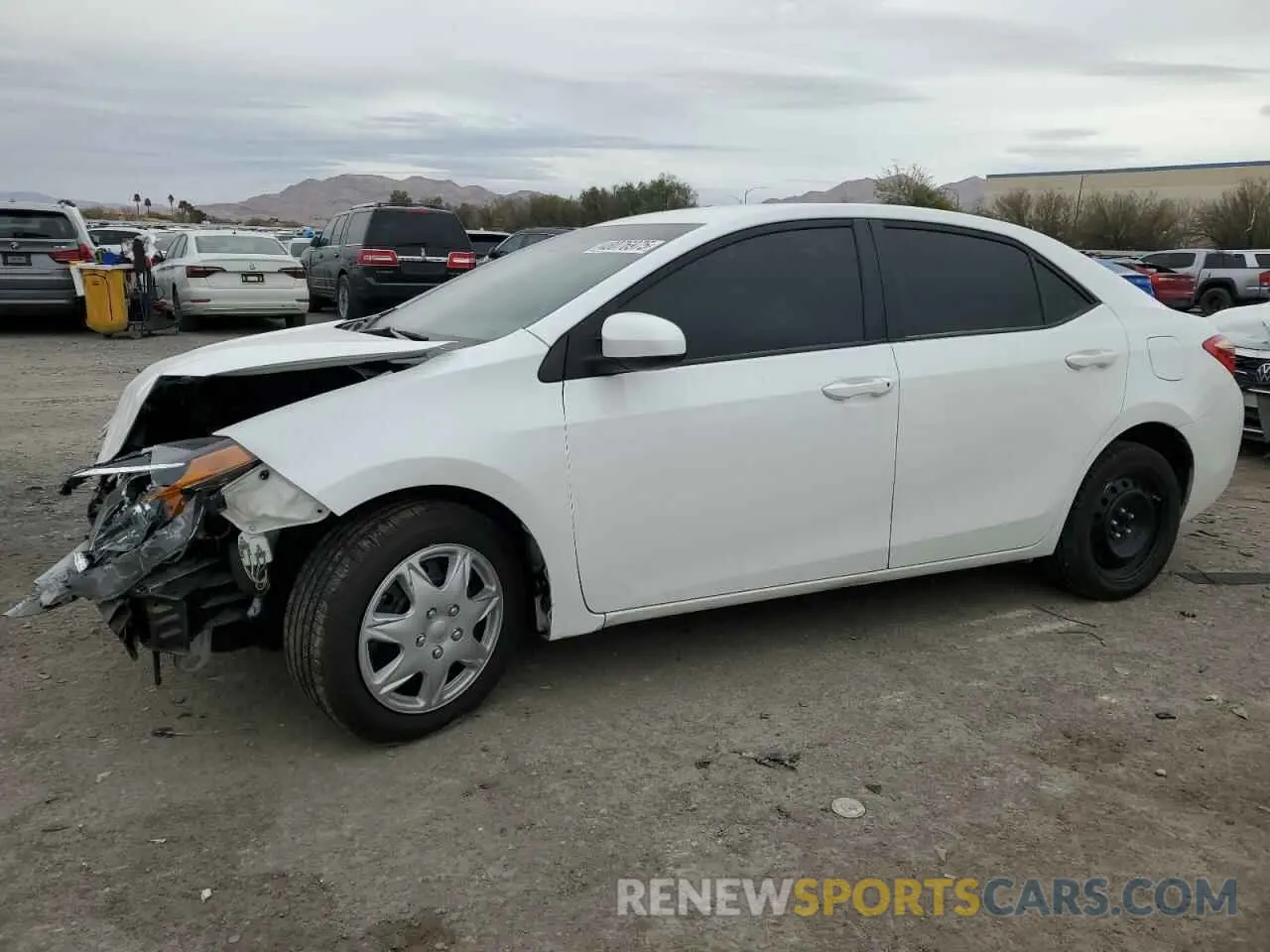 1 Фотография поврежденного автомобиля 2T1BURHE6KC231818 TOYOTA COROLLA 2019