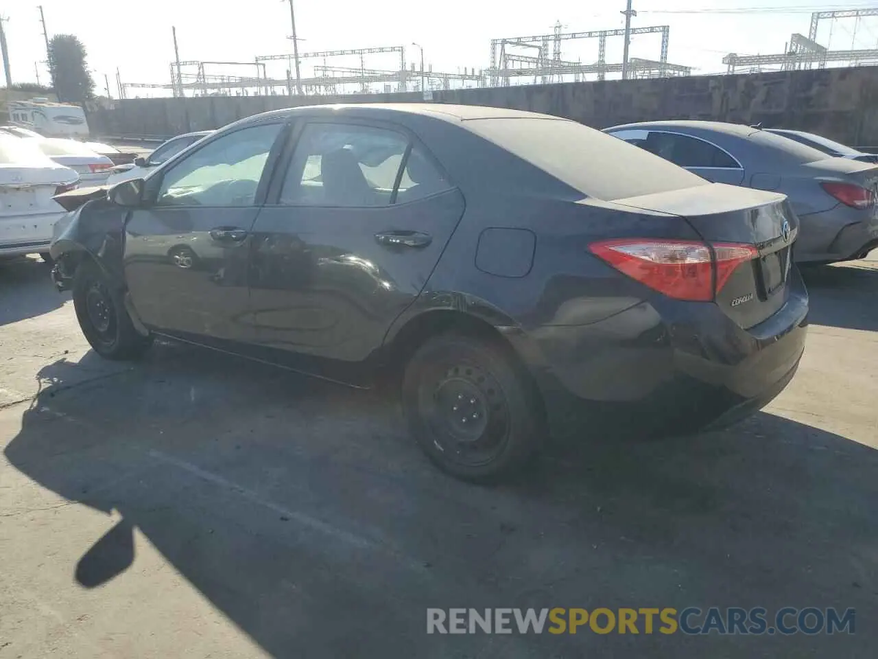 2 Фотография поврежденного автомобиля 2T1BURHE6KC231835 TOYOTA COROLLA 2019