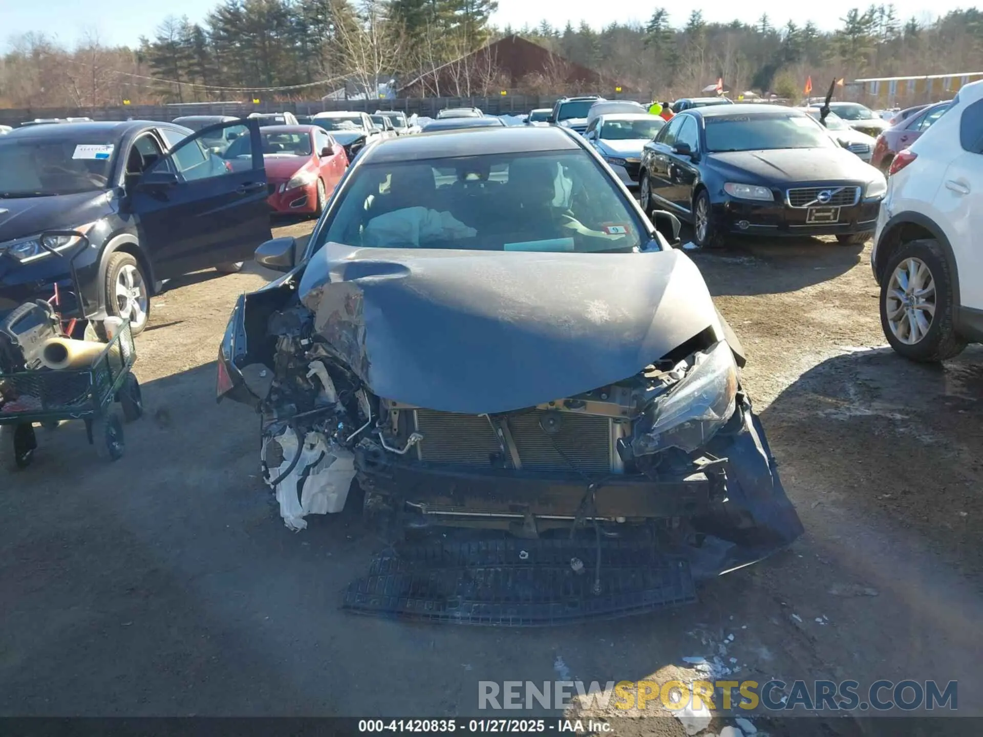 12 Фотография поврежденного автомобиля 2T1BURHE7KC135356 TOYOTA COROLLA 2019