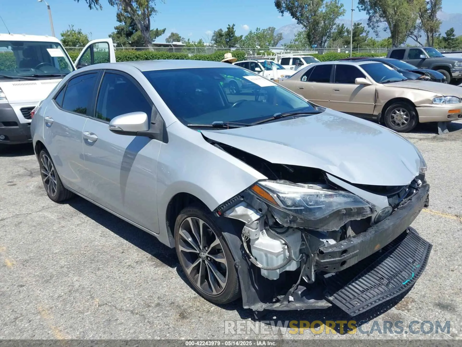 1 Photograph of a damaged car 2T1BURHE7KC139228 TOYOTA COROLLA 2019
