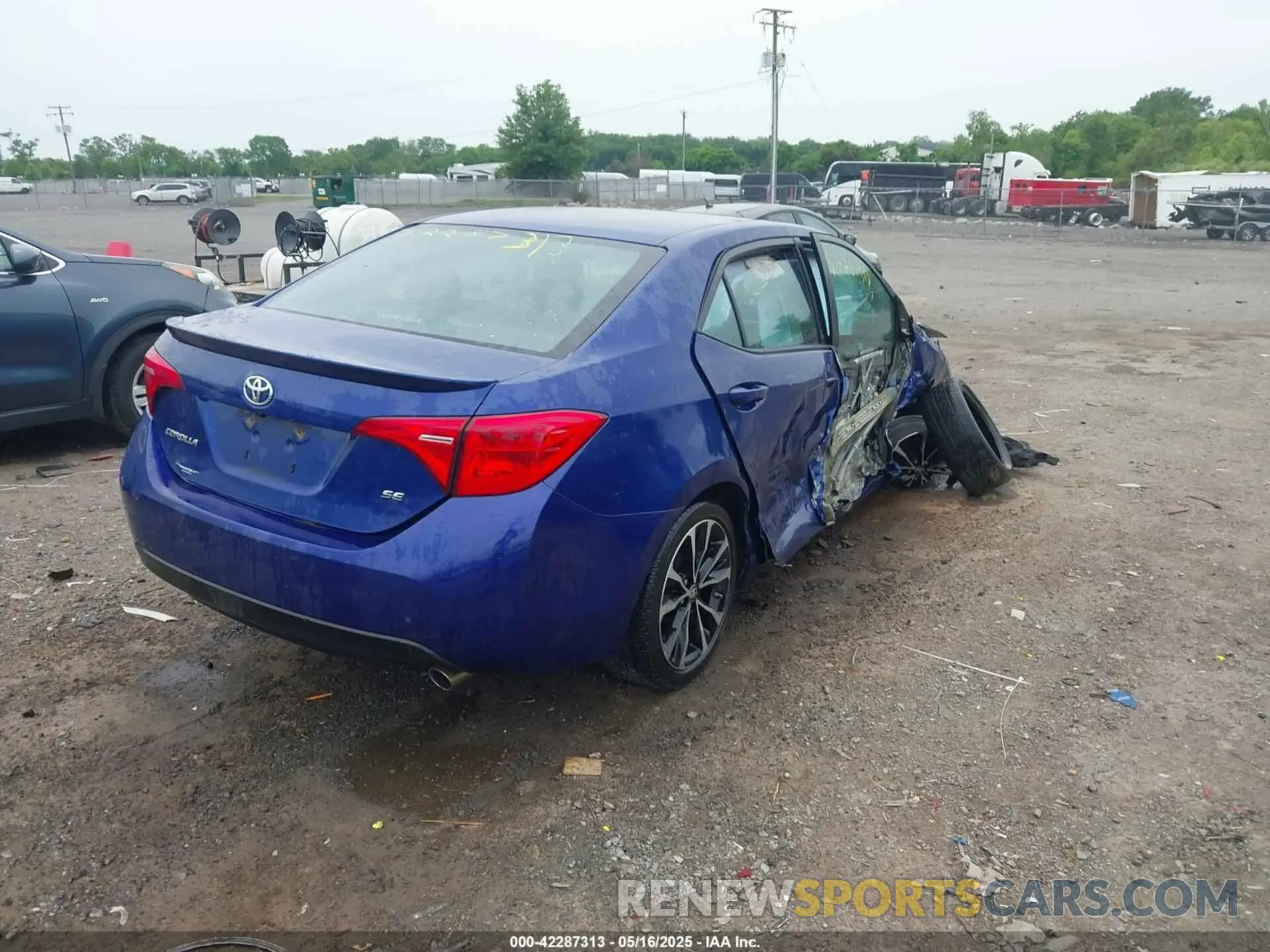 4 Фотография поврежденного автомобиля 2T1BURHE7KC139584 TOYOTA COROLLA 2019