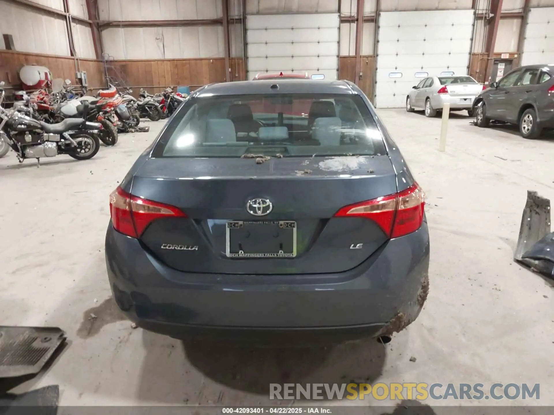 17 Photograph of a damaged car 2T1BURHE7KC147264 TOYOTA COROLLA 2019