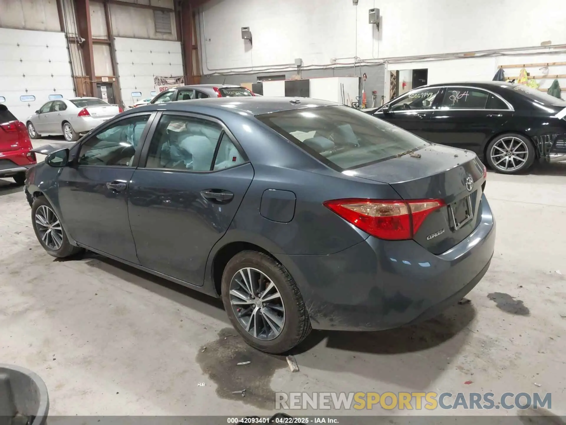 3 Photograph of a damaged car 2T1BURHE7KC147264 TOYOTA COROLLA 2019