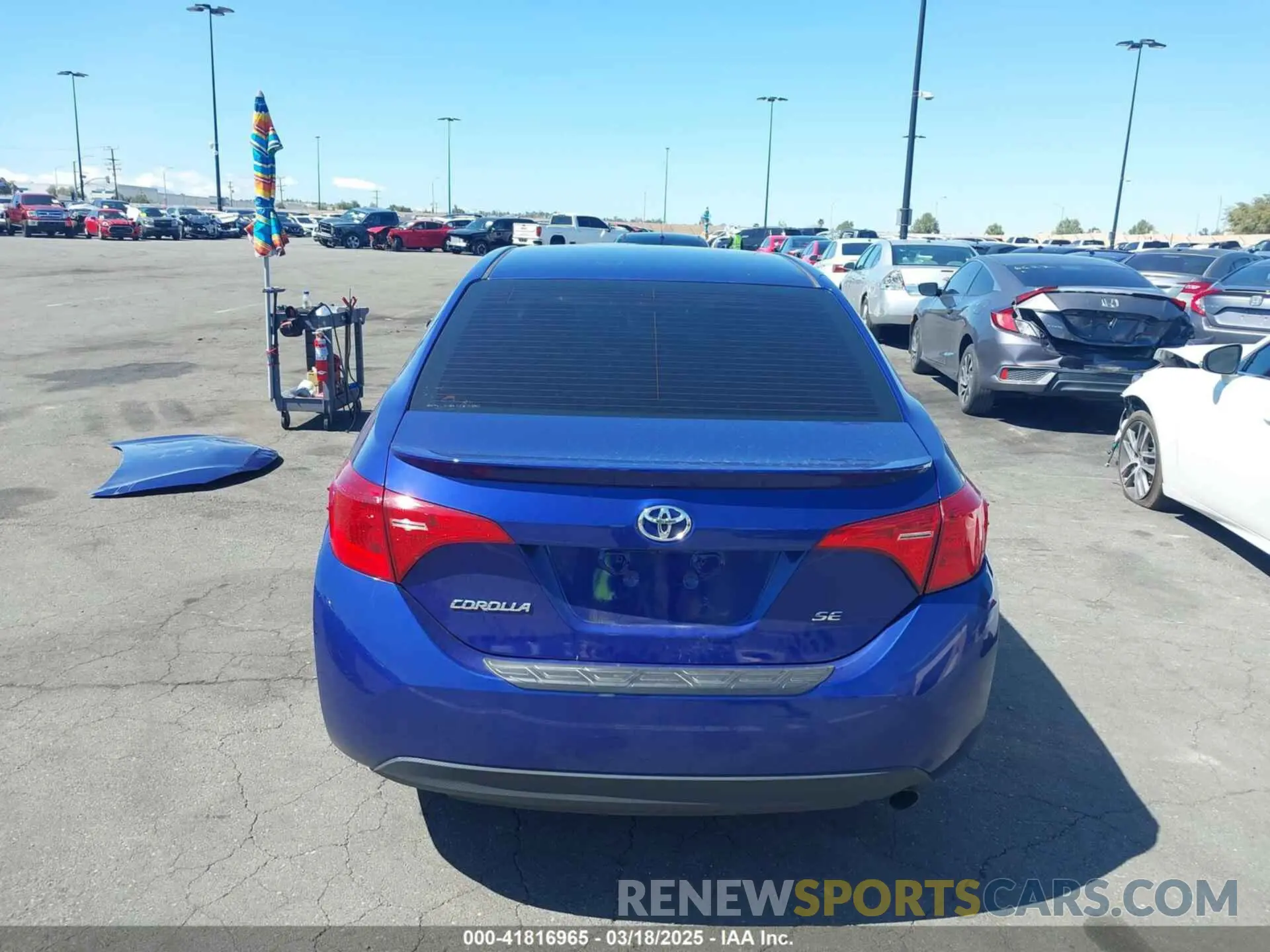17 Photograph of a damaged car 2T1BURHE7KC151525 TOYOTA COROLLA 2019