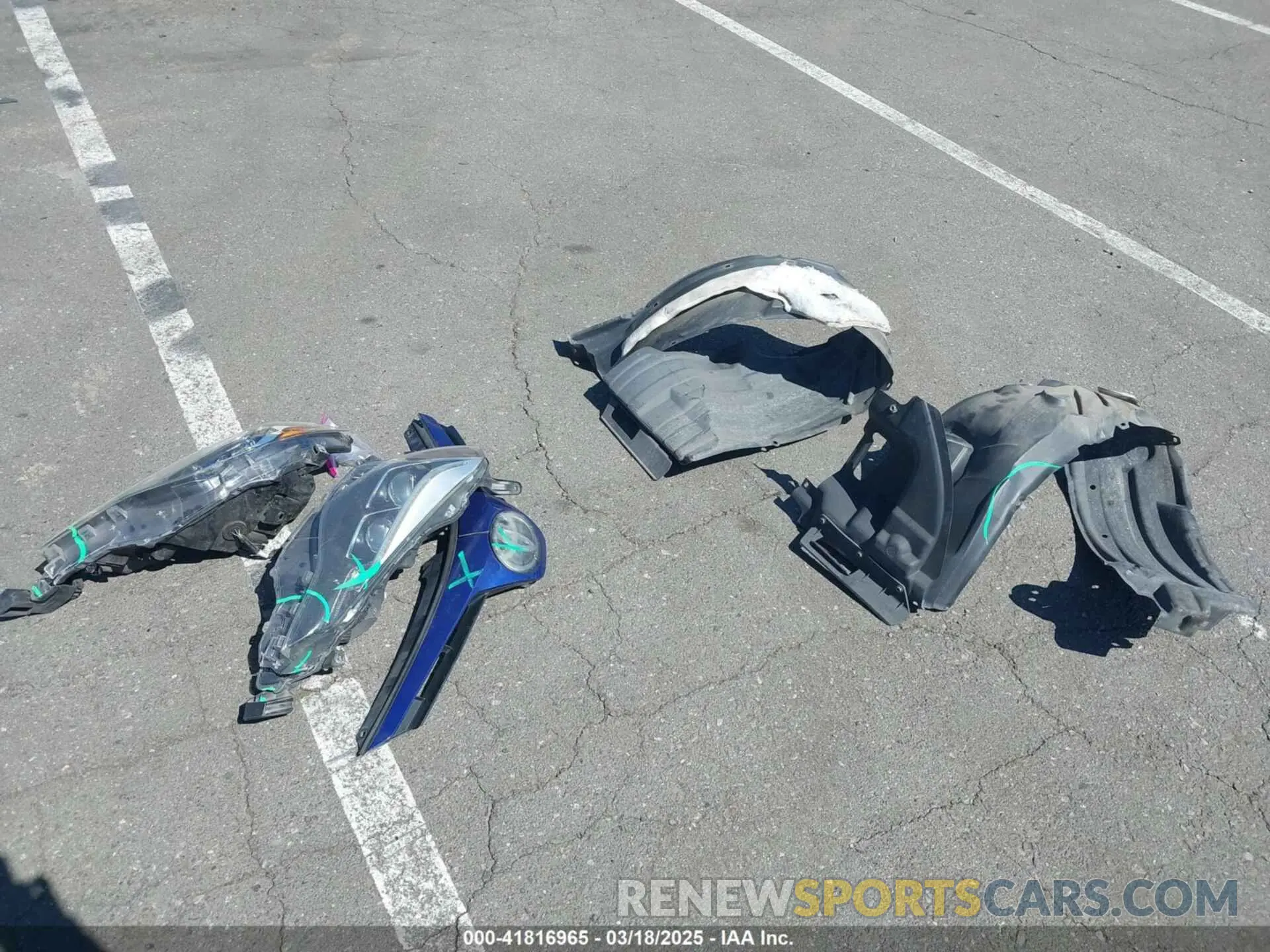 19 Photograph of a damaged car 2T1BURHE7KC151525 TOYOTA COROLLA 2019