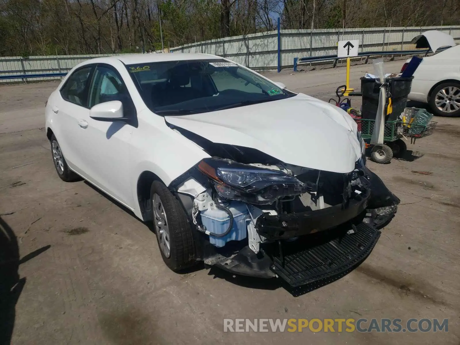 1 Photograph of a damaged car 2T1BURHE7KC160323 TOYOTA COROLLA 2019