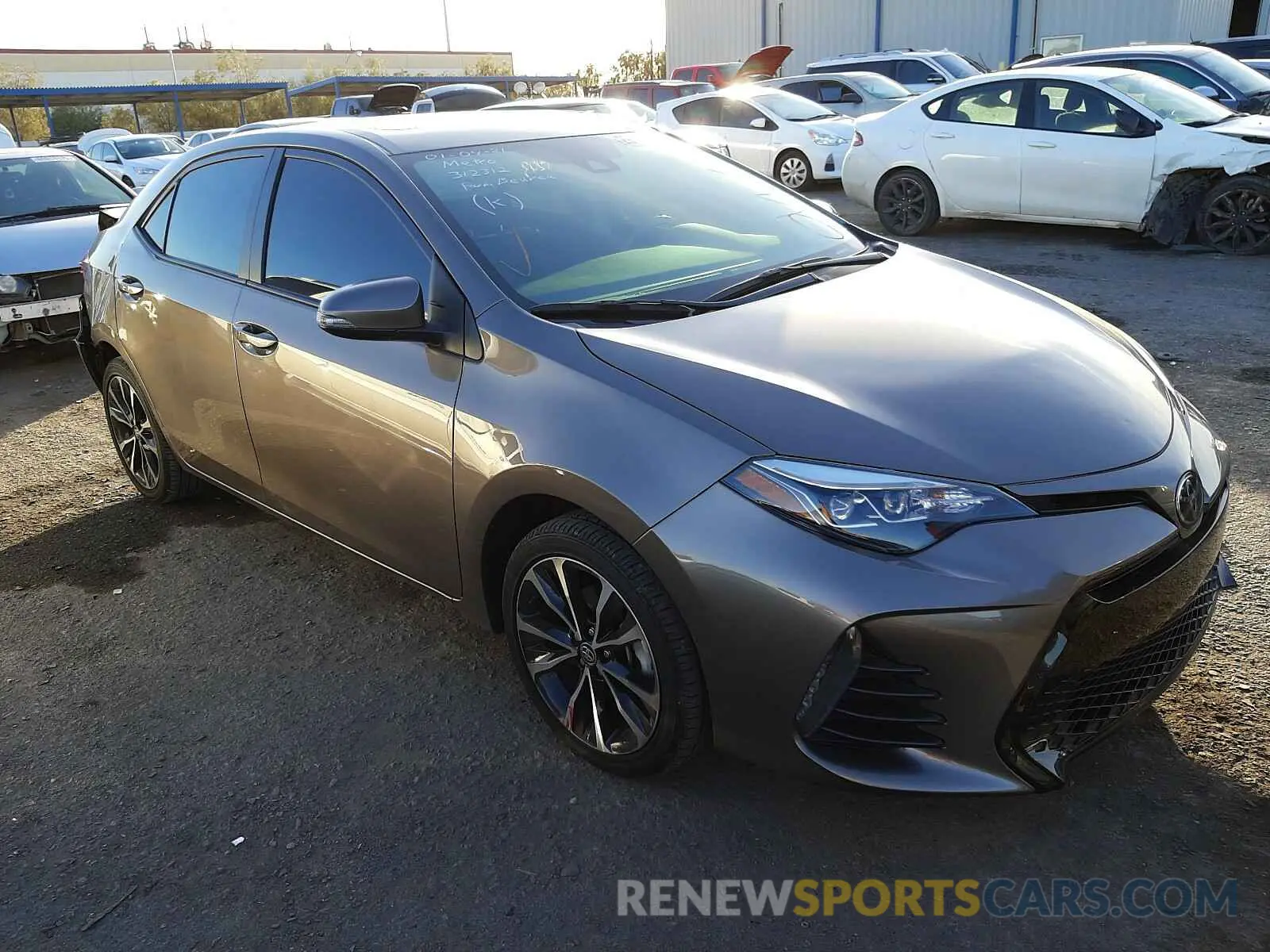 1 Photograph of a damaged car 2T1BURHE7KC161357 TOYOTA COROLLA 2019