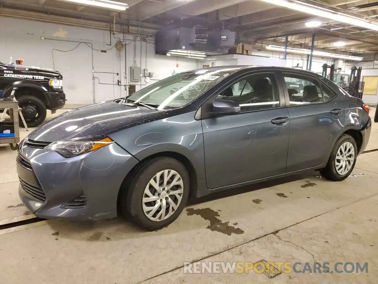1 Photograph of a damaged car 2T1BURHE7KC171693 TOYOTA COROLLA 2019