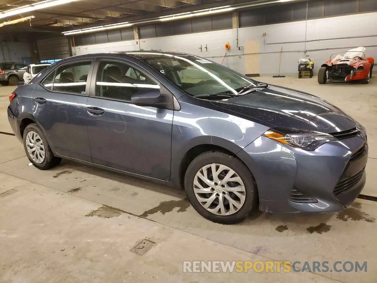 4 Photograph of a damaged car 2T1BURHE7KC171693 TOYOTA COROLLA 2019