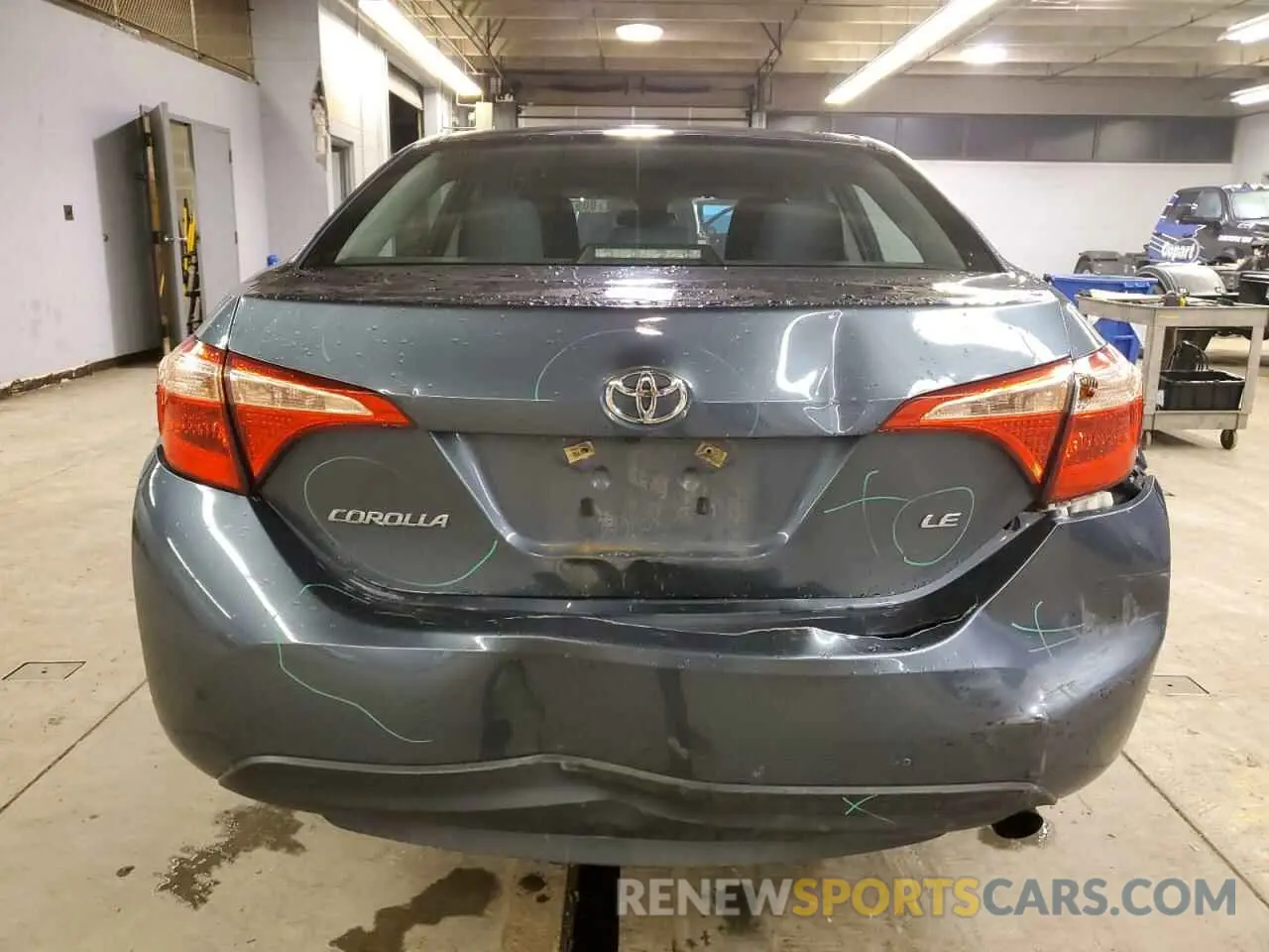 6 Photograph of a damaged car 2T1BURHE7KC171693 TOYOTA COROLLA 2019