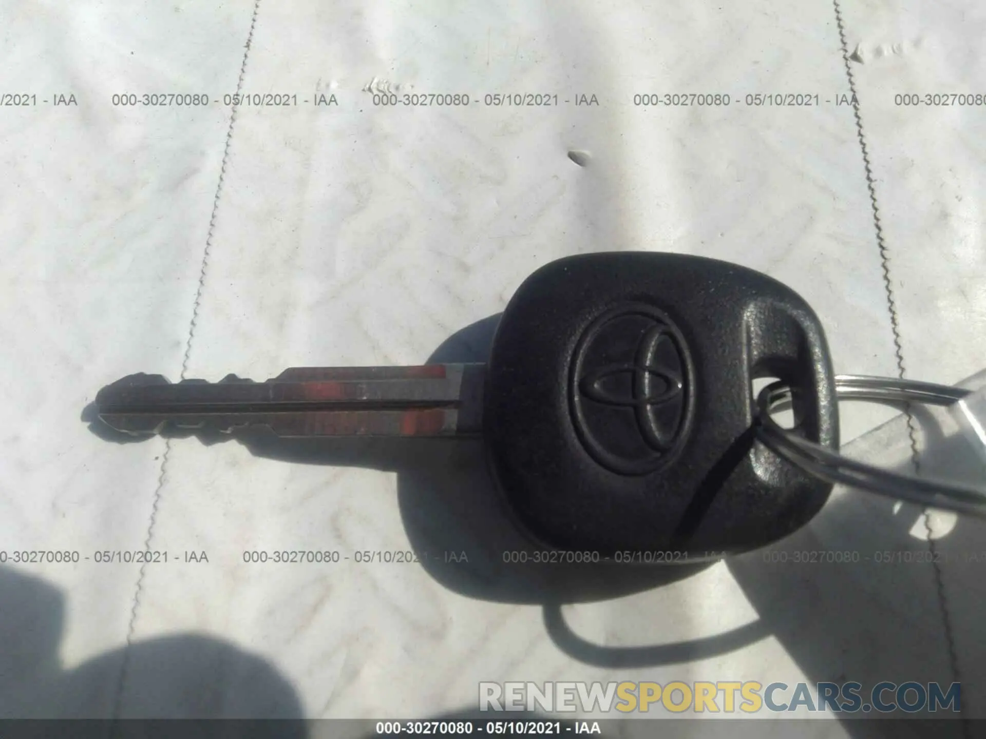 11 Photograph of a damaged car 2T1BURHE7KC173847 TOYOTA COROLLA 2019