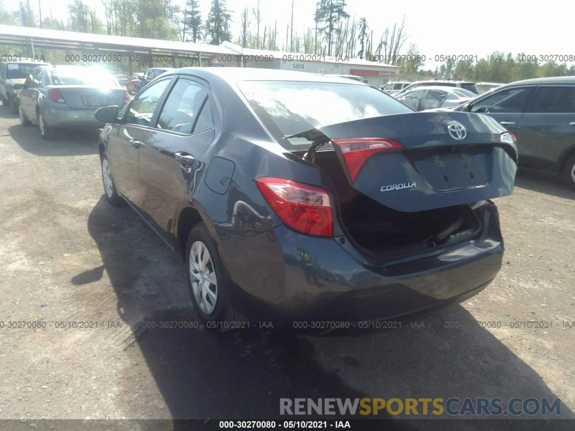 3 Photograph of a damaged car 2T1BURHE7KC173847 TOYOTA COROLLA 2019