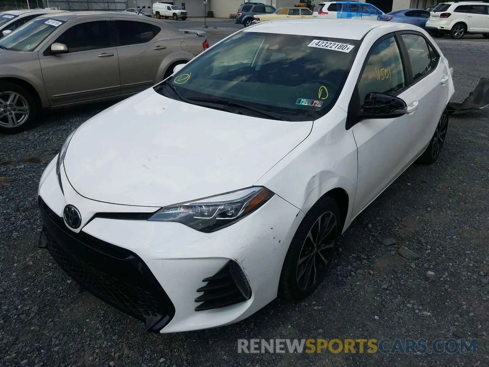 2 Photograph of a damaged car 2T1BURHE7KC176778 TOYOTA COROLLA 2019