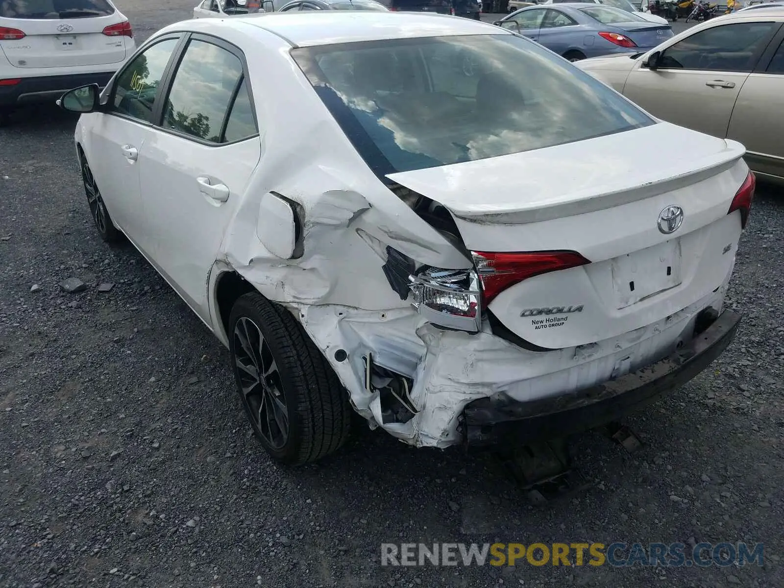 3 Photograph of a damaged car 2T1BURHE7KC176778 TOYOTA COROLLA 2019