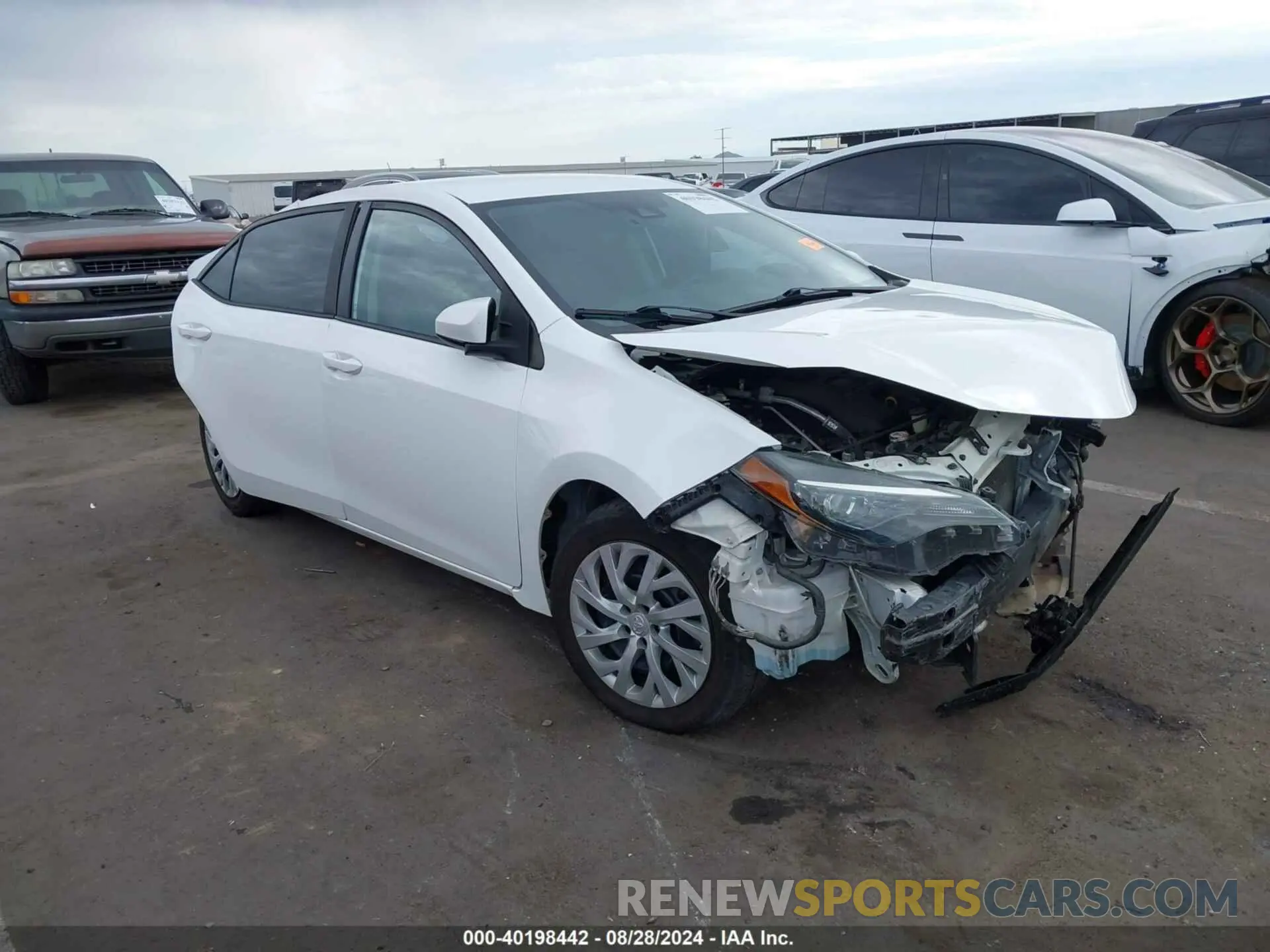 1 Фотография поврежденного автомобиля 2T1BURHE7KC180085 TOYOTA COROLLA 2019