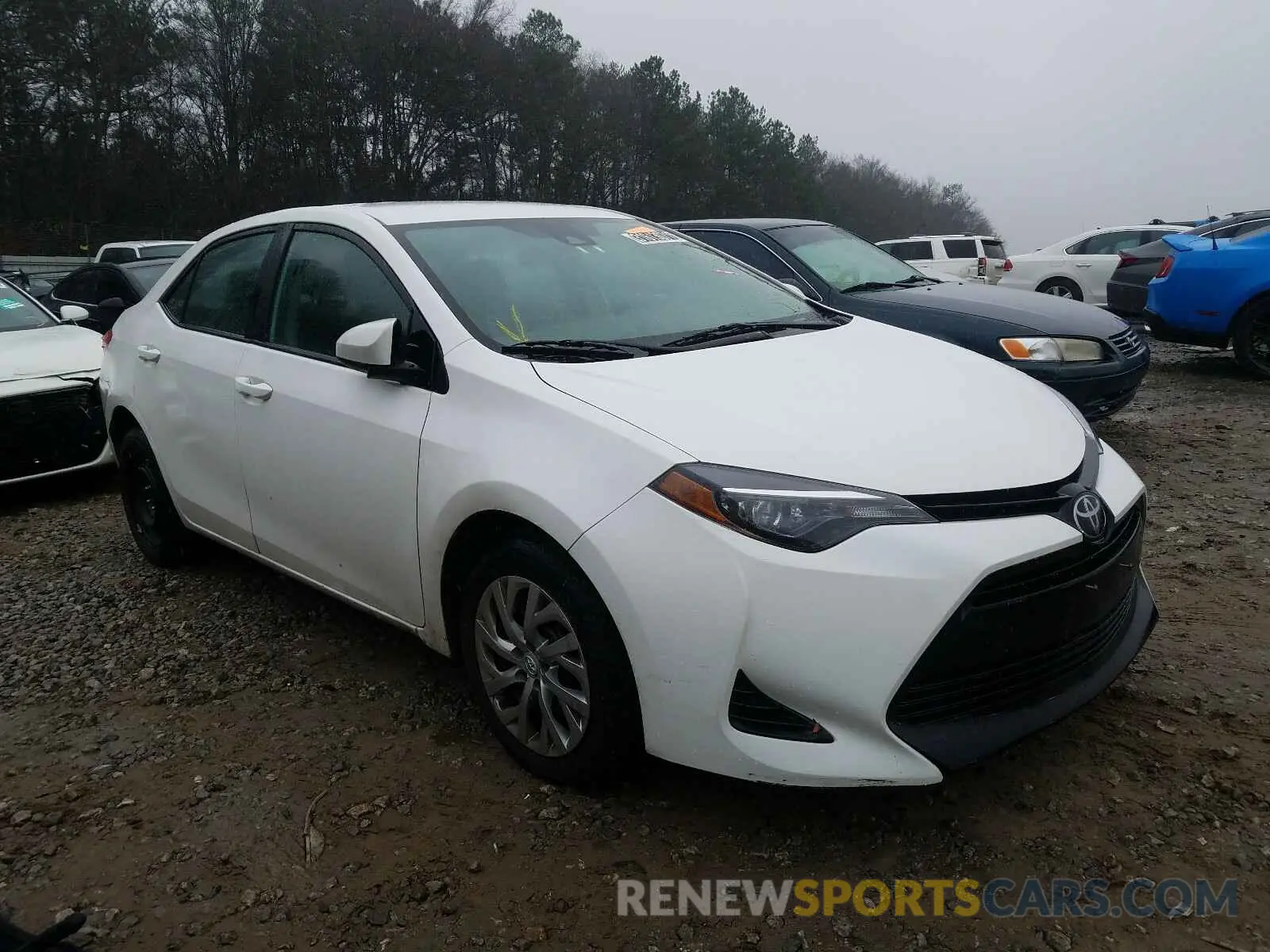 1 Photograph of a damaged car 2T1BURHE7KC182287 TOYOTA COROLLA 2019