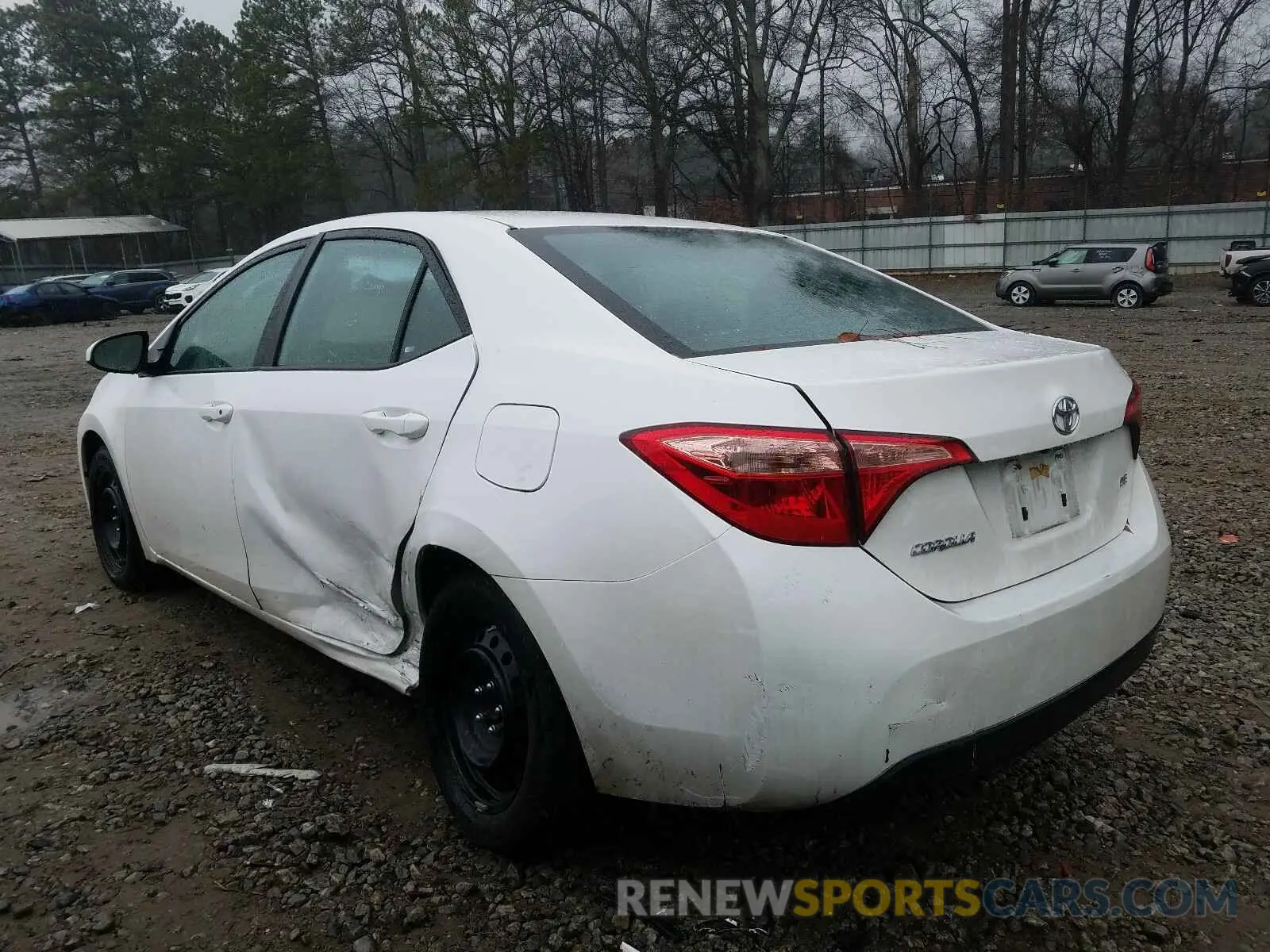 3 Photograph of a damaged car 2T1BURHE7KC182287 TOYOTA COROLLA 2019