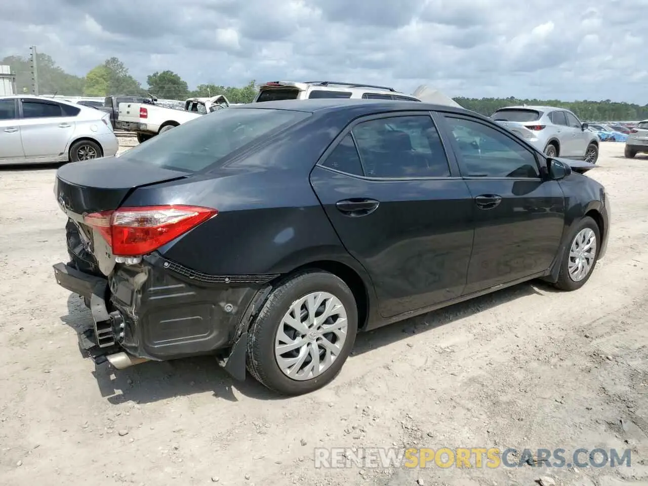 3 Photograph of a damaged car 2T1BURHE7KC184329 TOYOTA COROLLA 2019