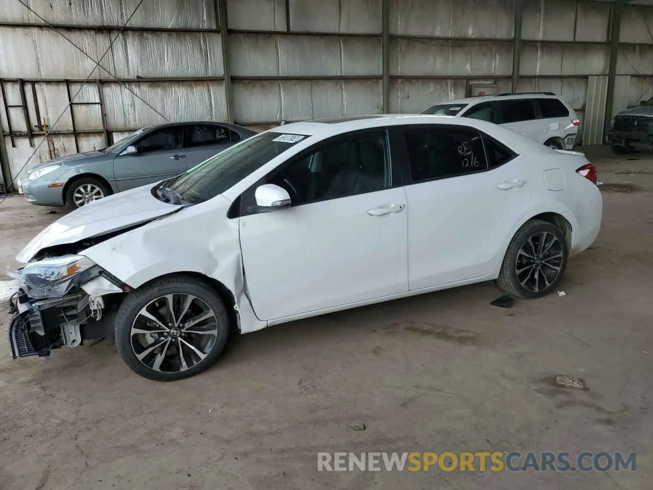 1 Photograph of a damaged car 2T1BURHE7KC186162 TOYOTA COROLLA 2019