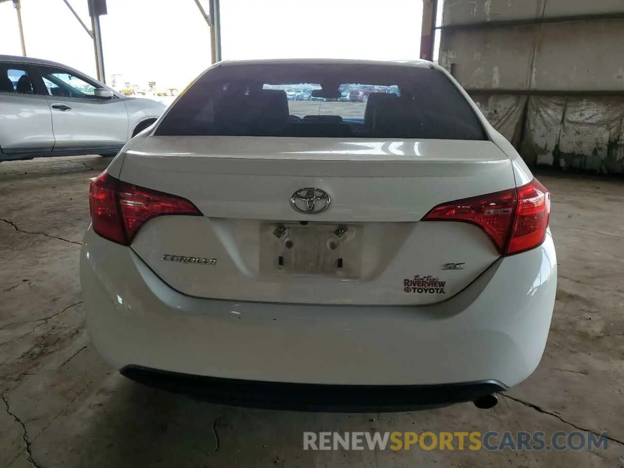 6 Photograph of a damaged car 2T1BURHE7KC188798 TOYOTA COROLLA 2019